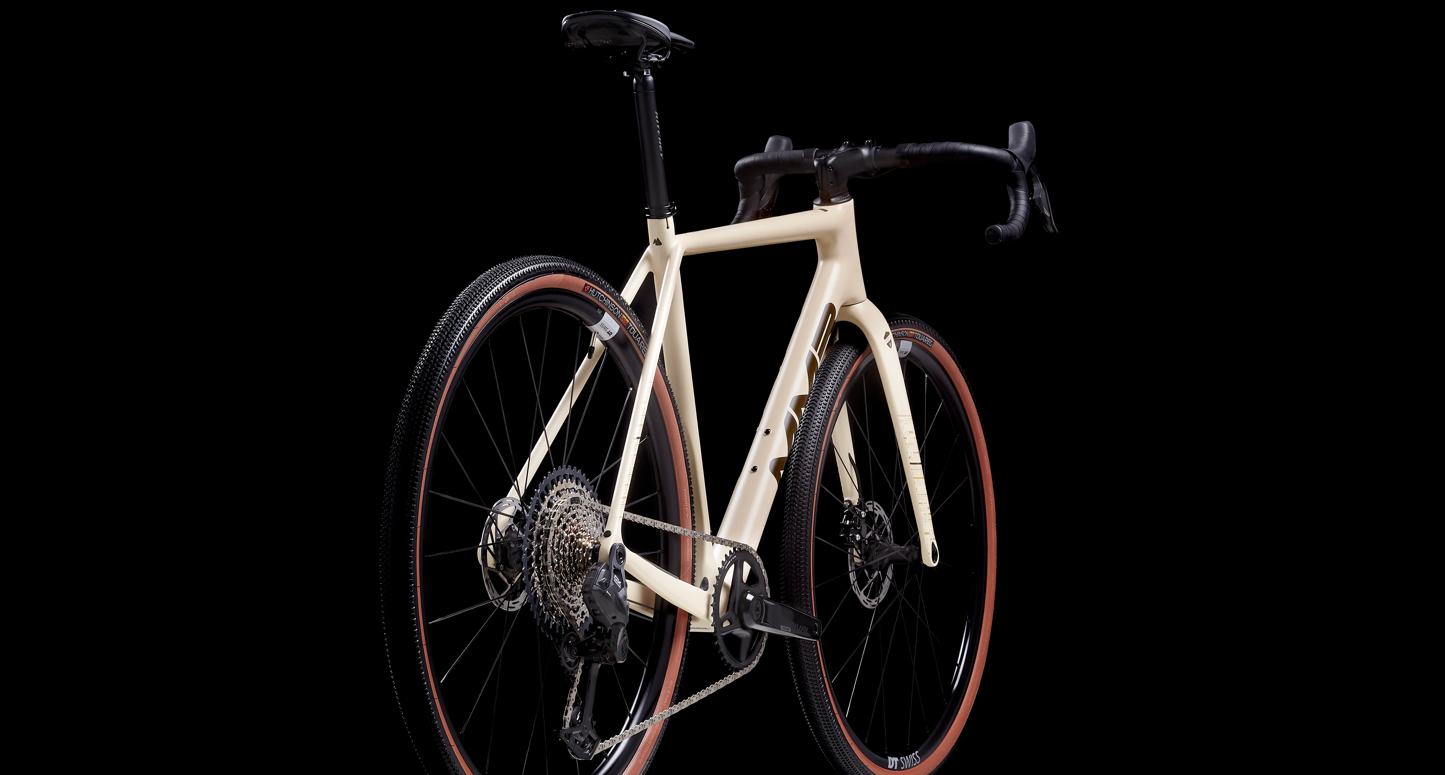 X-Tour - Image 3